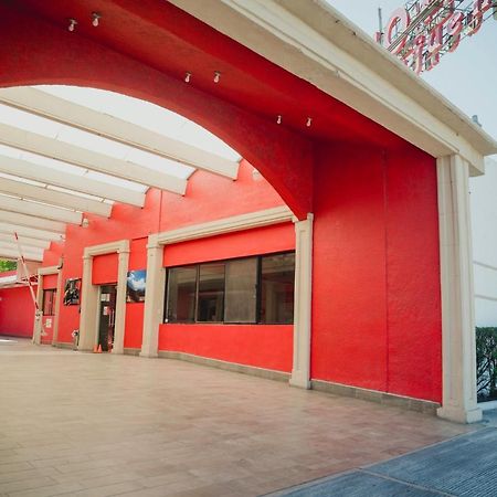 Capital O Hotel La Fuente, Saltillo Exterior foto
