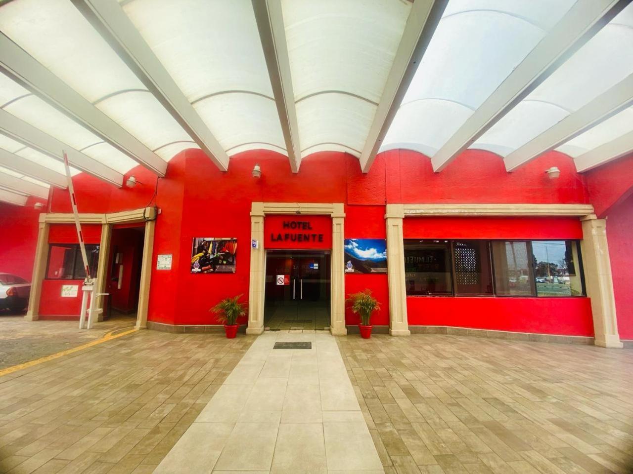 Capital O Hotel La Fuente, Saltillo Exterior foto